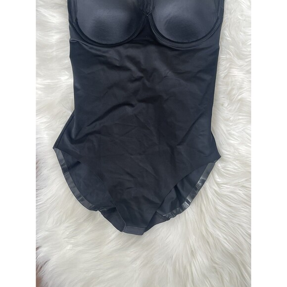 NWOT Spanx 10205R Under Wire Bodysuit with snaps Black Size L (E-10) - Picture 9 of 11